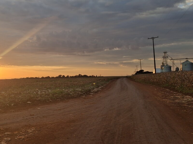 03-silos-camino-amanecer
